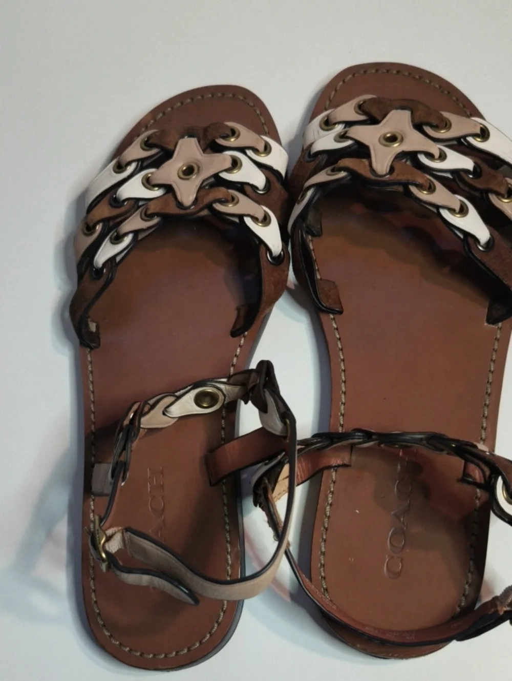 Coach G2087 Link Detail Leather Flat Sandals Brown White Beige Multi Size 9.5B